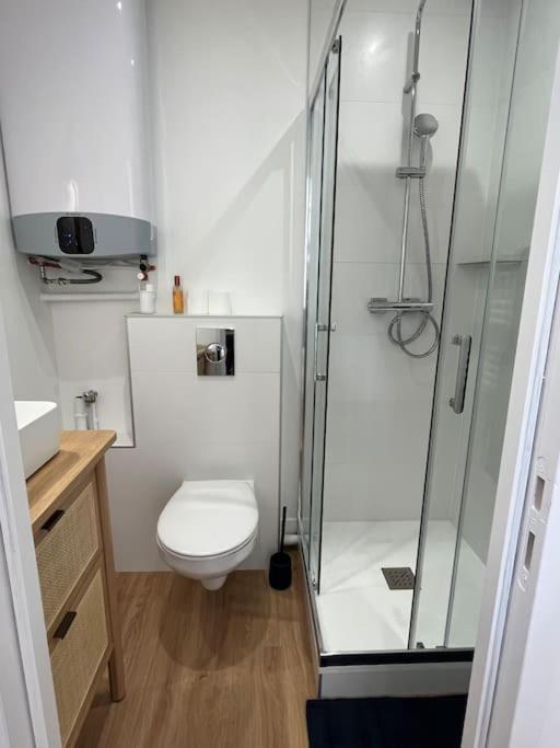 Apartament Studio Au Coeur De Caen-Renove Zewnętrze zdjęcie